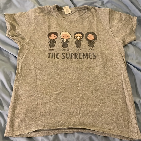 Cute Women of the Supreme Court T Shirt - Picture 1 of 7